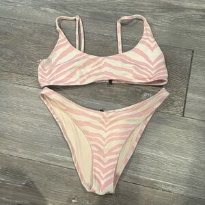 Pink Zebra Triangl Swimsuit Size small, cheeky bottom